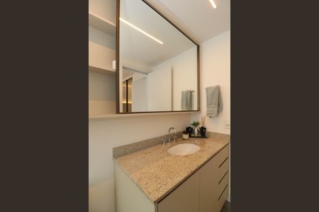 Apartamento à venda com 100m², 2 quartos e 2 vagasBanheiro da Suíte 1