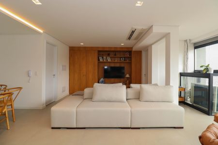 Apartamento à venda com 100m², 2 quartos e 2 vagasSala/Cozinha