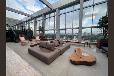 Studio para alugar com 29m², 1 quarto e 1 vaga Studio para alugar com 29m², 1 quarto e 1 vagaÁrea comum - Piscina