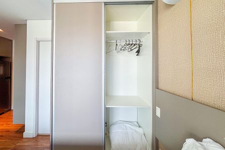 Studio para alugar com 29m², 1 quarto e 1 vaga Studio para alugar com 29m², 1 quarto e 1 vagaStudio