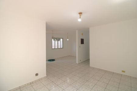 Casa à venda com 180m², 3 quartos e 3 vagasSala