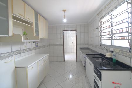 Casa à venda com 180m², 3 quartos e 3 vagasCozinha