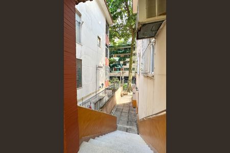 Apartamento à venda com 90m², 3 quartos e 2 vagasEntrada