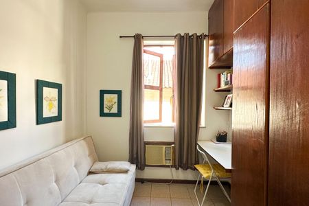 Apartamento à venda com 90m², 3 quartos e 2 vagasQuarto 03