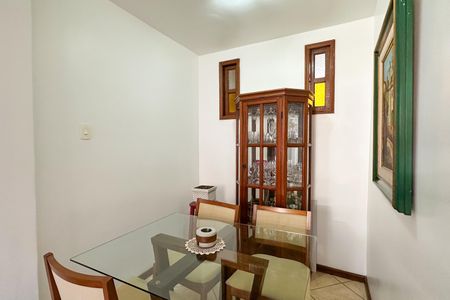 Apartamento à venda com 90m², 3 quartos e 2 vagasSala