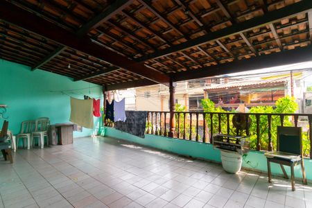 Casa à venda com 198m², 4 quartos e 3 vagasVaranda