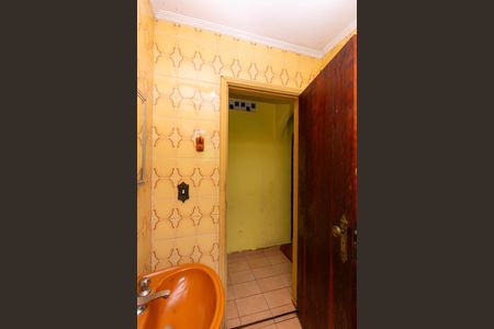 Casa à venda com 198m², 4 quartos e 3 vagasBanheiro 3