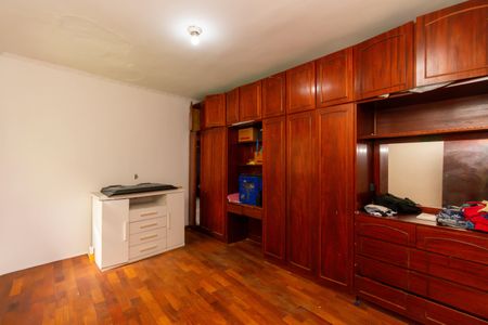 Casa à venda com 198m², 4 quartos e 3 vagasQuarto 1