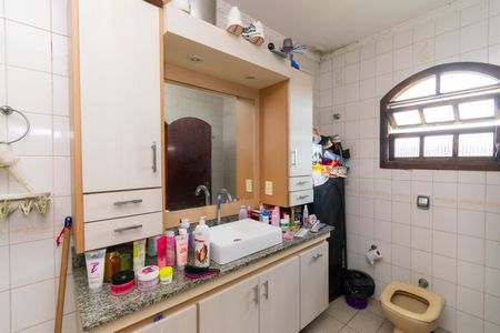 Casa à venda com 198m², 4 quartos e 3 vagasBanheiro da Suíte