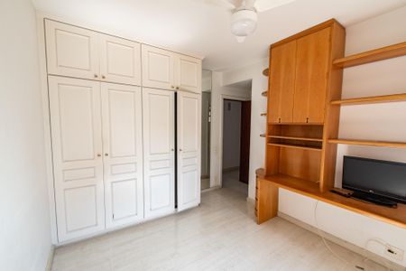 Apartamento à venda com 342m², 4 quartos e 4 vagasSuíte 1