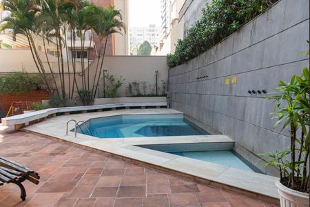 Apartamento à venda com 342m², 4 quartos e 4 vagasPiscina