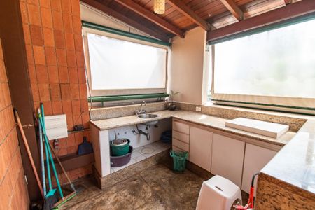 Apartamento à venda com 342m², 4 quartos e 4 vagasPiscina