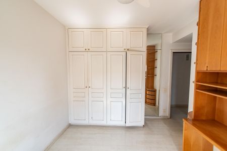 Apartamento à venda com 342m², 4 quartos e 4 vagasSuíte 1