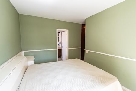 Apartamento à venda com 342m², 4 quartos e 4 vagasSuíte 2