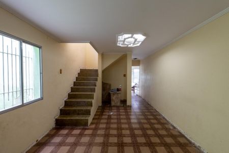 Casa à venda com 139m², 2 quartos e 2 vagas Casa à venda com 139m², 2 quartos e 2 vagasSala