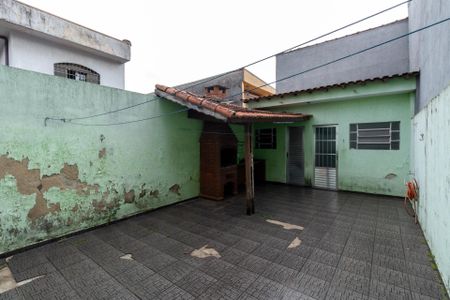 Casa à venda com 139m², 2 quartos e 2 vagas Casa à venda com 139m², 2 quartos e 2 vagasQuintal e Churrasqueira