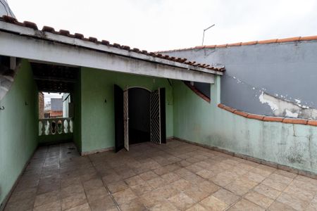 Casa à venda com 139m², 2 quartos e 2 vagas Casa à venda com 139m², 2 quartos e 2 vagasVaranda Suíte 2