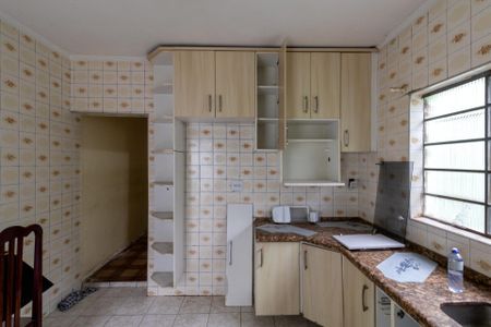 Casa à venda com 139m², 2 quartos e 2 vagas Casa à venda com 139m², 2 quartos e 2 vagasCozinha