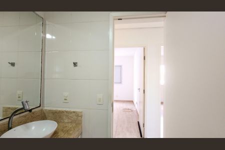 Apartamento à venda com 71m², 3 quartos e 2 vagasBanheiro