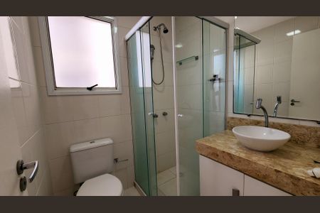 Apartamento à venda com 71m², 3 quartos e 2 vagasBanheiro da Suíte