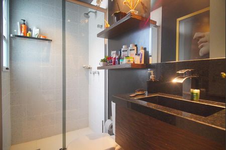 Apartamento à venda com 76m², 2 quartos e 1 vagaBanheiro