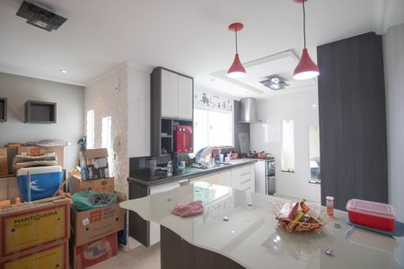 Casa para alugar com 240m², 3 quartos e 2 vagas Casa para alugar com 240m², 3 quartos e 2 vagasCozinha