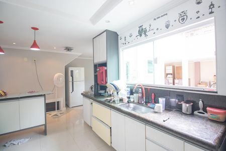 Casa para alugar com 240m², 3 quartos e 2 vagas Casa para alugar com 240m², 3 quartos e 2 vagasCozinha