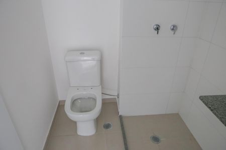 Apartamento à venda com 27m², 1 quarto e sem vaga Apartamento à venda com 27m², 1 quarto e sem vagaBanheiro