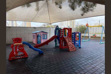 Apartamento à venda com 49m², 2 quartos e 2 vagas Apartamento à venda com 49m², 2 quartos e 2 vagasPlayground