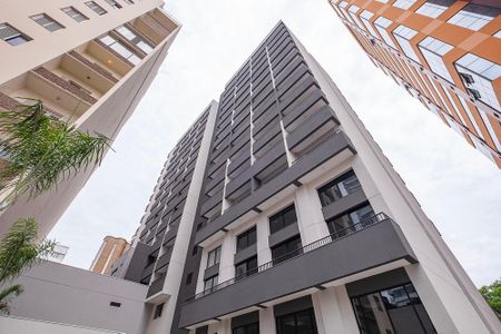 Studio à venda com 27m², 1 quarto e sem vaga Studio à venda com 27m², 1 quarto e sem vagaFachada