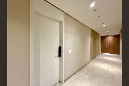 Apartamento para alugar com 32m², 1 quarto e sem vaga Apartamento para alugar com 32m², 1 quarto e sem vagaHall Apartamento