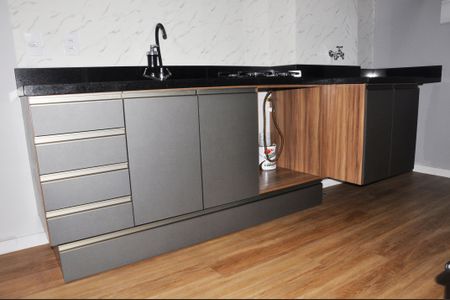 Apartamento para alugar com 40m², 2 quartos e sem vaga Cozinha Americana e Área de Serviço