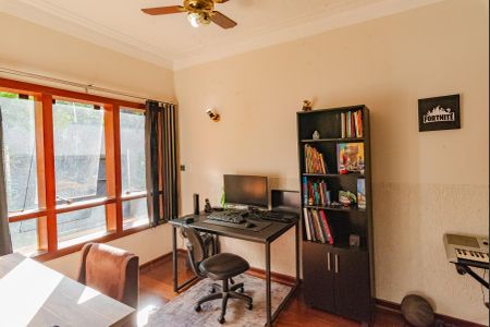 Casa para alugar com 400m², 4 quartos e 3 vagasEscritório