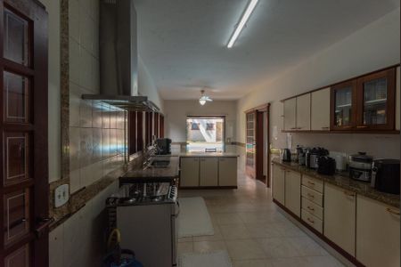 Casa para alugar com 400m², 4 quartos e 3 vagasCozinha