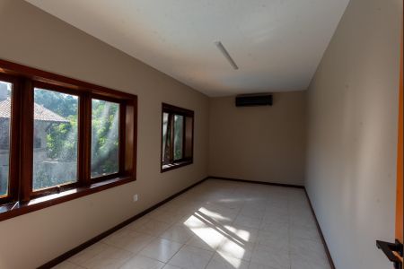 Casa para alugar com 400m², 4 quartos e 3 vagasCasa de Hospedes