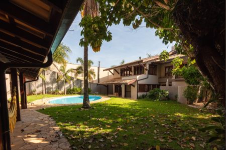 Casa para alugar com 400m², 4 quartos e 3 vagasPiscina