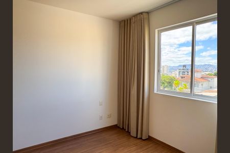 Apartamento à venda com 164m², 3 quartos e 2 vagasSuíte 