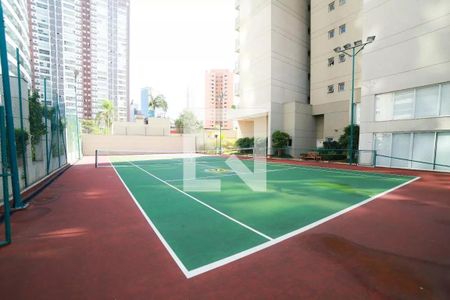 Apartamento à venda com 167m², 3 quartos e 3 vagas Apartamento à venda com 167m², 3 quartos e 3 vagasÁrea comum - Quadra