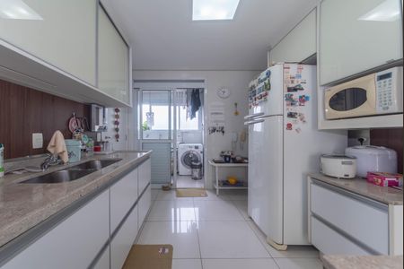 Apartamento à venda com 167m², 3 quartos e 3 vagas Apartamento à venda com 167m², 3 quartos e 3 vagasCozinha