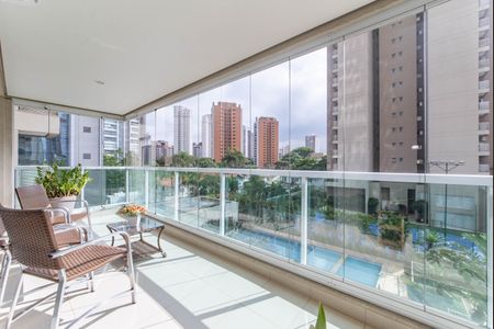 Apartamento à venda com 167m², 3 quartos e 3 vagas Apartamento à venda com 167m², 3 quartos e 3 vagasVaranda Sala