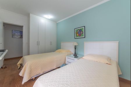 Apartamento à venda com 167m², 3 quartos e 3 vagas Apartamento à venda com 167m², 3 quartos e 3 vagasSuíte 3