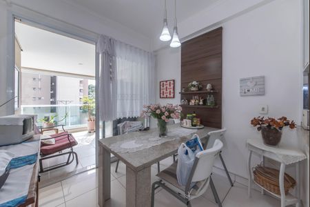 Apartamento à venda com 167m², 3 quartos e 3 vagas Apartamento à venda com 167m², 3 quartos e 3 vagasCozinha