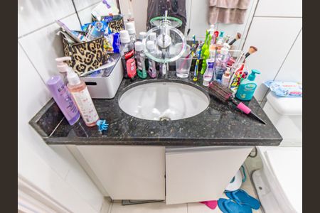 Casa de condomínio à venda com 210m², 3 quartos e 2 vagasBanheiro da Suíte 2