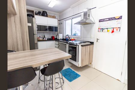 Casa de condomínio à venda com 210m², 3 quartos e 2 vagasCozinha