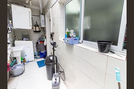 Casa de condomínio à venda com 210m², 3 quartos e 2 vagasÁrea de Serviço