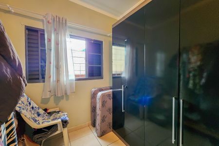 Casa à venda com 260m², 4 quartos e 3 vagasQuarto 2 - Casa 2