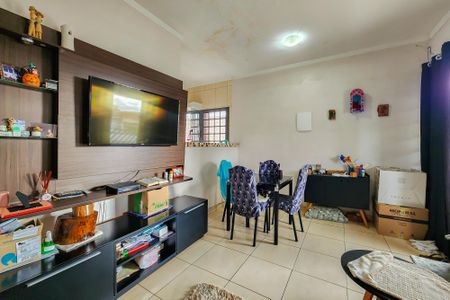 Casa à venda com 260m², 4 quartos e 3 vagasSala - Casa 2