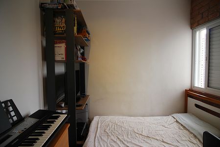 Apartamento à venda com 77m², 3 quartos e 2 vagasQuarto 3