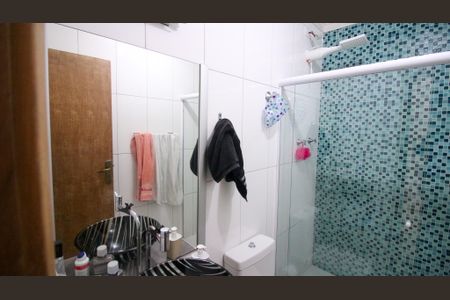 Casa à venda com 130m², 2 quartos e 3 vagasBanheiro Social