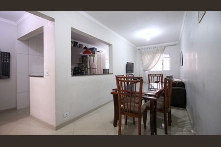 Casa à venda com 130m², 2 quartos e 3 vagasSala